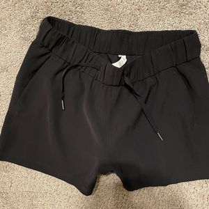 Lululemon Size 6 Shorts